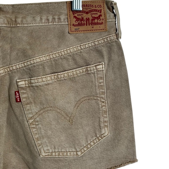 Levi’s 501 High Rise Cutoff Shorts W32 Beige Denim Frayed Hem - Picture 5 of 7